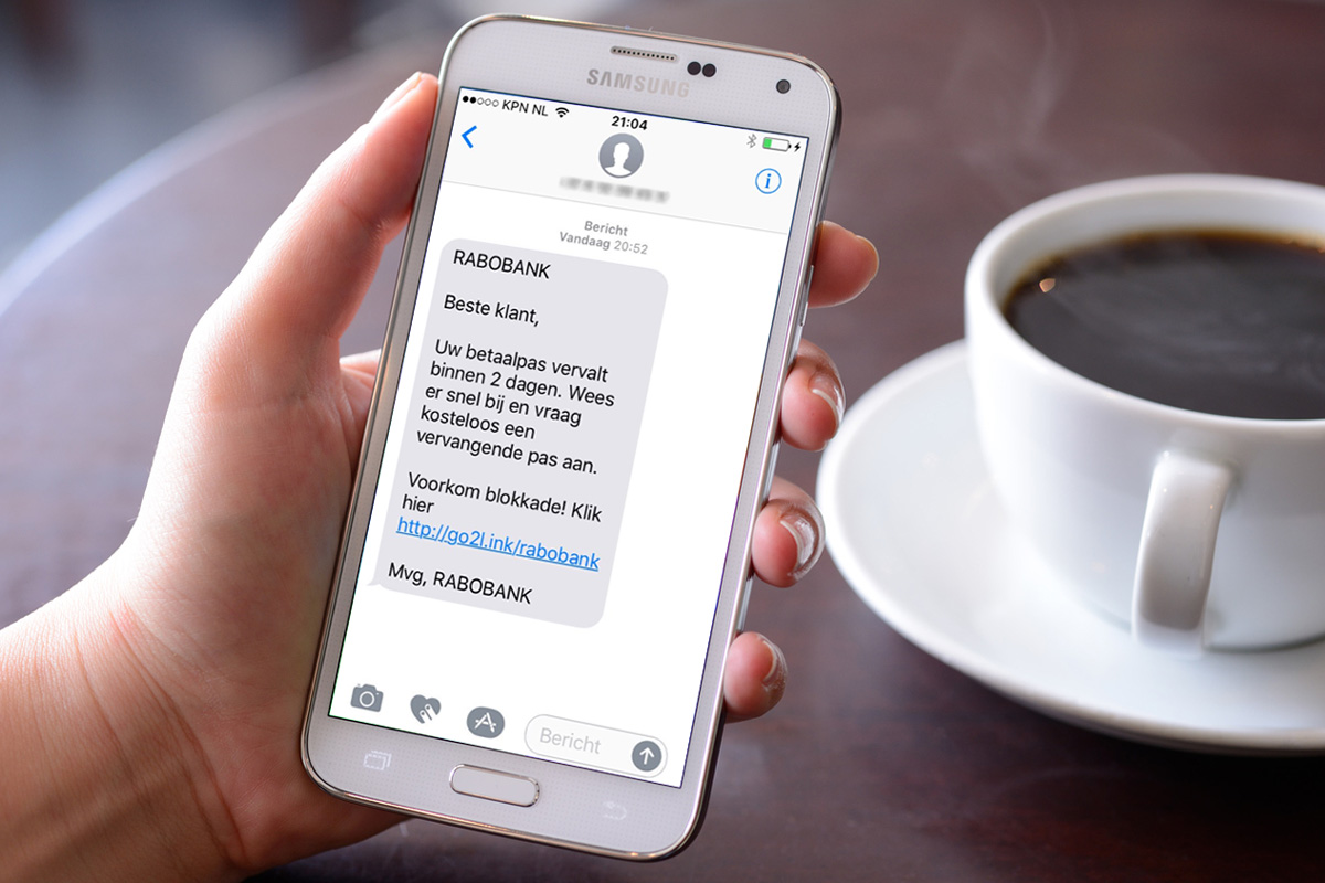 Смс с помощью интернета. Смс мошенничество. Смс с помощью интернета. Смс мошенники. Смс рассылка.